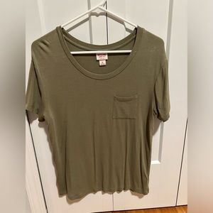 Loose fitting t shirt